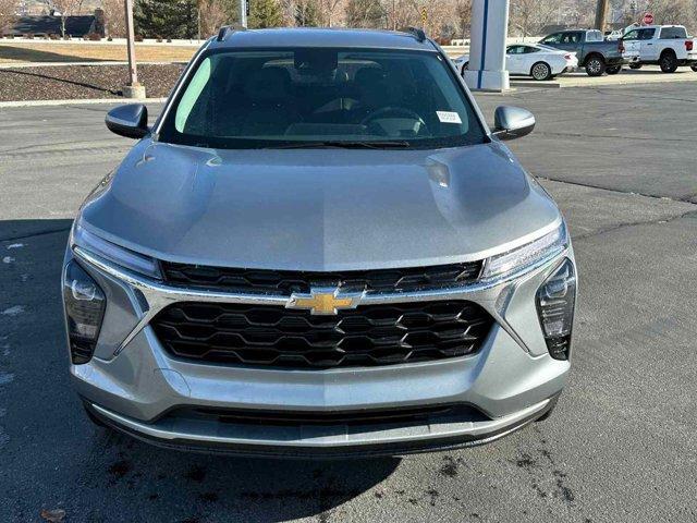 new 2025 Chevrolet Trax car, priced at $25,880