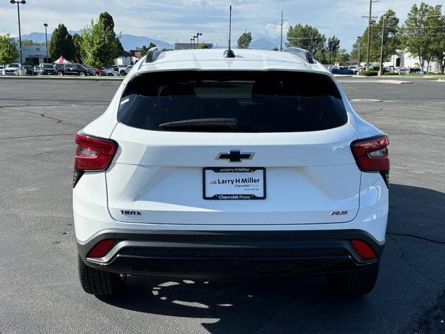 new 2025 Chevrolet Trax car, priced at $26,810