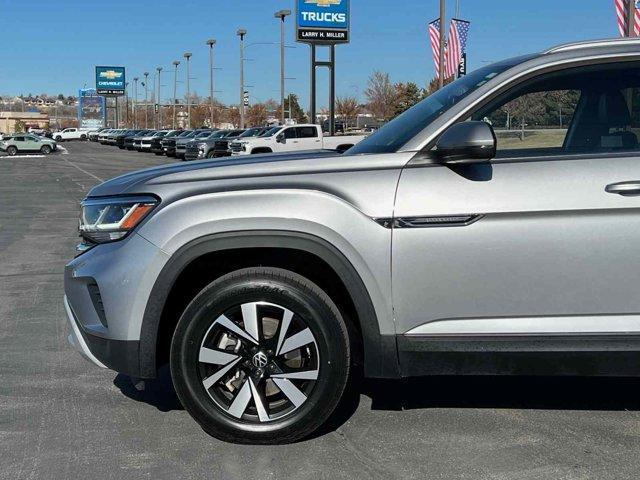 used 2021 Volkswagen Atlas Cross Sport car, priced at $23,992