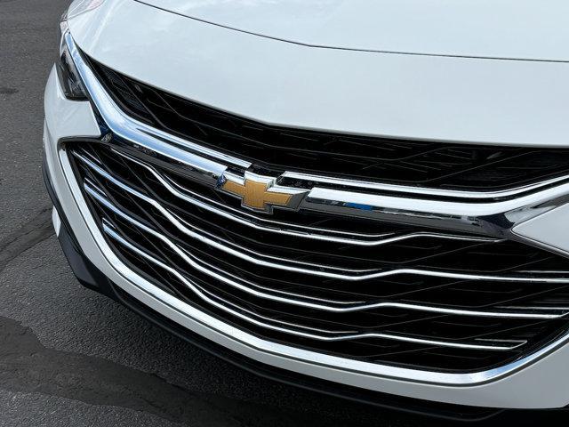 new 2025 Chevrolet Malibu car, priced at $27,420