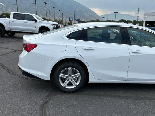 new 2025 Chevrolet Malibu car, priced at $27,420