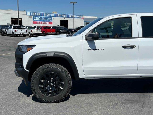 new 2025 Chevrolet Colorado car, priced at $44,650