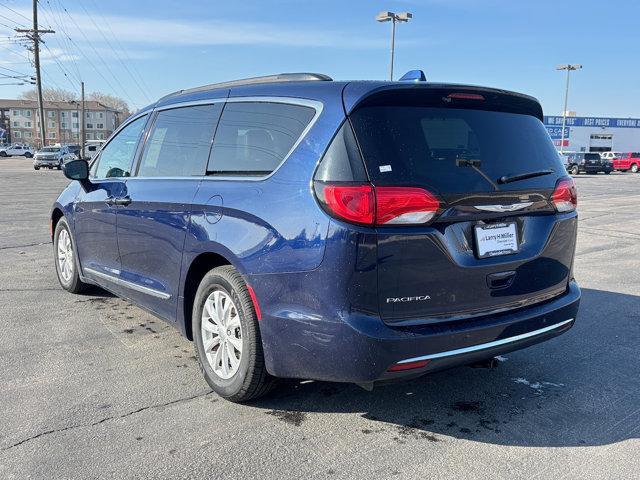 used 2017 Chrysler Pacifica car, priced at $9,994