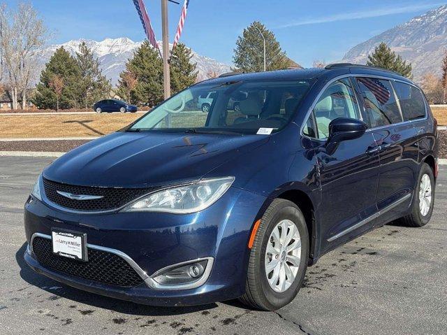 used 2017 Chrysler Pacifica car, priced at $9,994