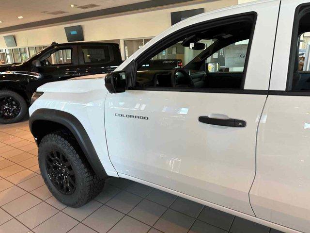 new 2024 Chevrolet Colorado car, priced at $40,416