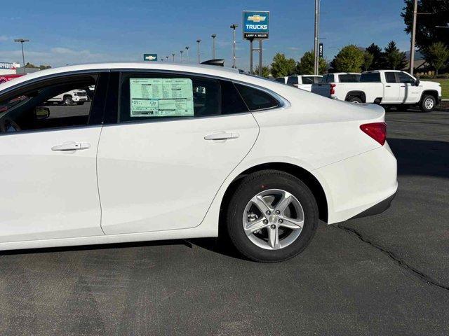 new 2025 Chevrolet Malibu car, priced at $27,420