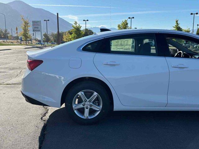 new 2025 Chevrolet Malibu car, priced at $27,420