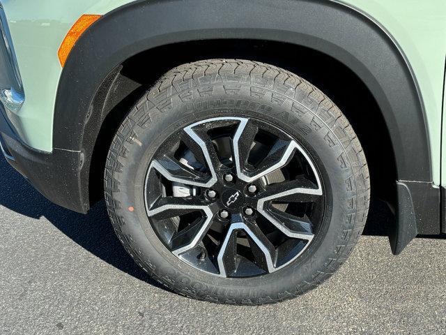 new 2025 Chevrolet TrailBlazer car, priced at $30,424