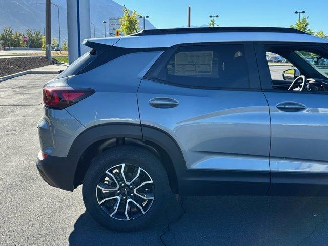 new 2025 Chevrolet TrailBlazer car, priced at $29,238