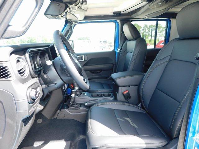 new 2025 Jeep Gladiator car, priced at $45,610