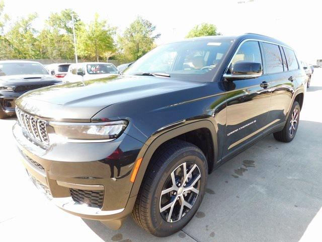 new 2024 Jeep Grand Cherokee L car, priced at $49,560