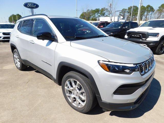 new 2024 Jeep Compass car, priced at $34,500