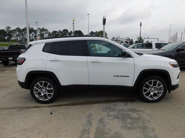 new 2024 Jeep Compass car, priced at $31,334