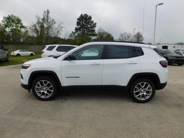 new 2024 Jeep Compass car, priced at $31,334