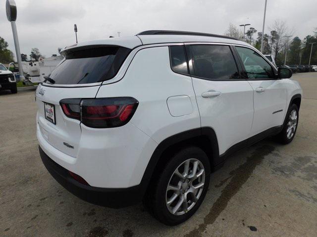 new 2024 Jeep Compass car, priced at $31,334