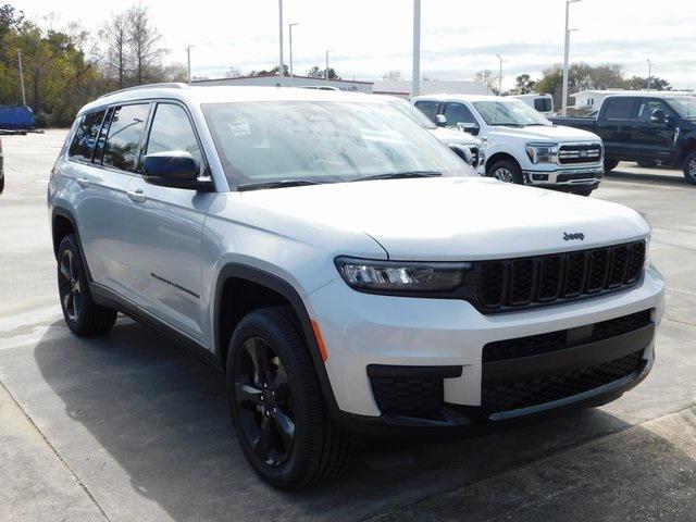 new 2025 Jeep Grand Cherokee L car, priced at $42,253