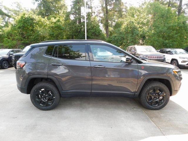 new 2024 Jeep Compass car, priced at $32,427