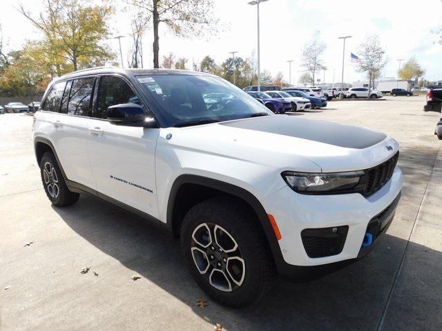 new 2024 Jeep Grand Cherokee car, priced at $58,197