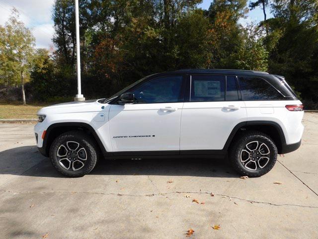 new 2024 Jeep Grand Cherokee car, priced at $58,197