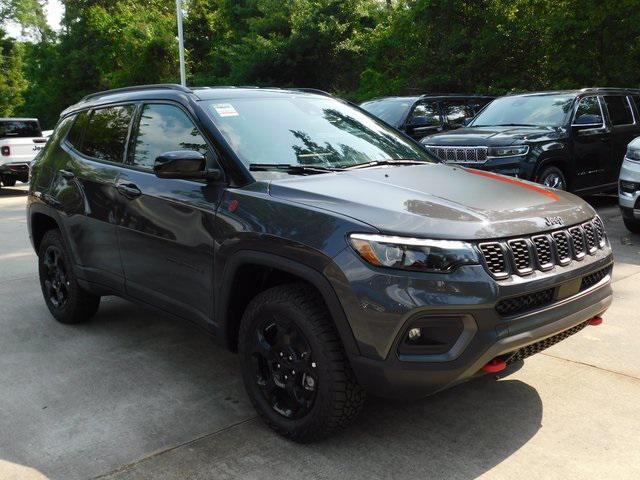 new 2024 Jeep Compass car, priced at $35,927