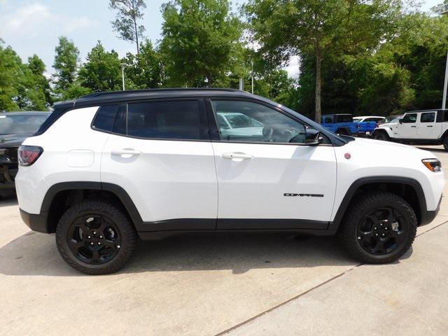 new 2024 Jeep Compass car, priced at $32,879