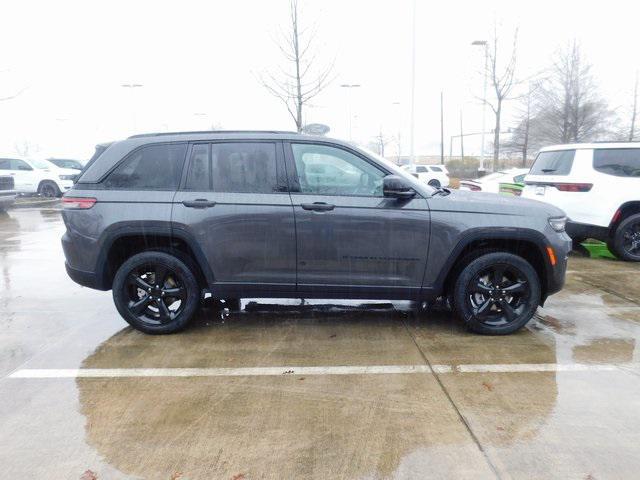 new 2024 Jeep Grand Cherokee car, priced at $40,783