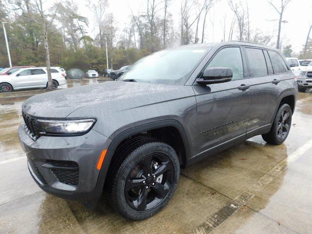 new 2024 Jeep Grand Cherokee car, priced at $40,783