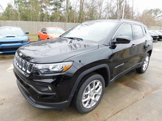 new 2024 Jeep Compass car, priced at $26,000