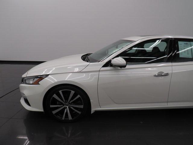 used 2019 Nissan Altima car, priced at $24,900