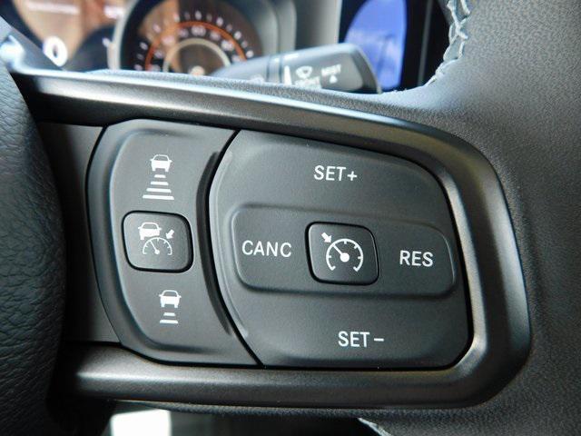 new 2025 Jeep Gladiator car, priced at $45,610