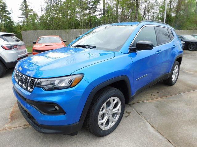 new 2024 Jeep Compass car, priced at $31,490