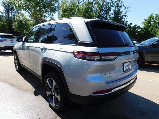 new 2024 Jeep Grand Cherokee car, priced at $42,435