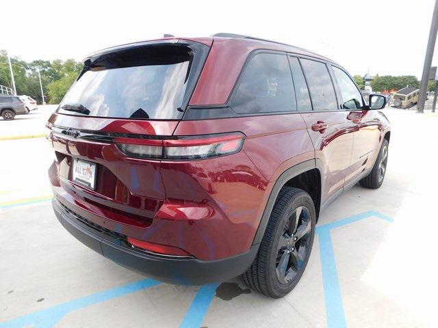 new 2025 Jeep Grand Cherokee car, priced at $38,425