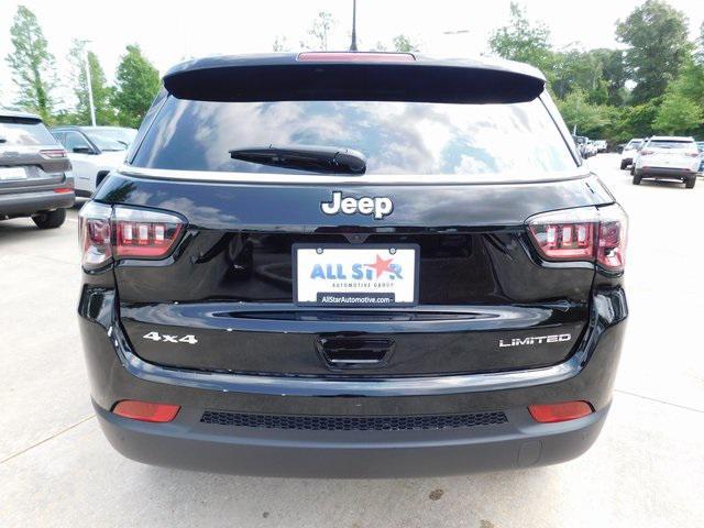 new 2024 Jeep Compass car, priced at $32,600