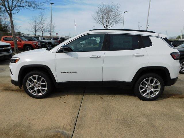 new 2024 Jeep Compass car, priced at $32,334