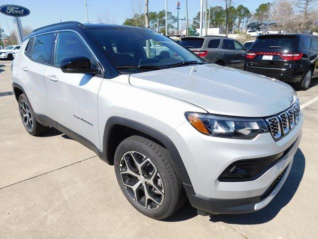 new 2024 Jeep Compass car, priced at $29,587