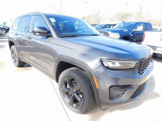 new 2024 Jeep Grand Cherokee car, priced at $38,887