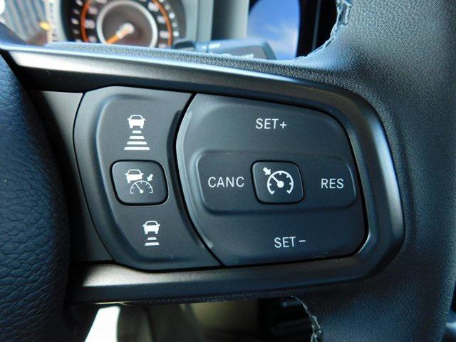 new 2025 Jeep Wrangler car, priced at $48,380