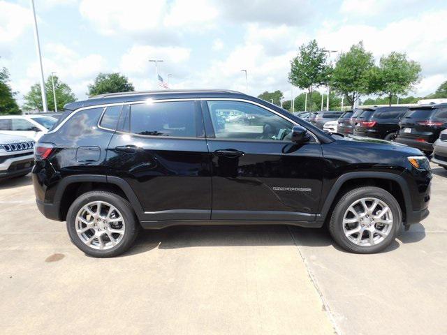 new 2024 Jeep Compass car, priced at $32,882