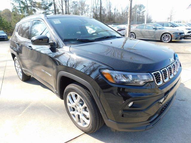 new 2024 Jeep Compass car, priced at $25,500