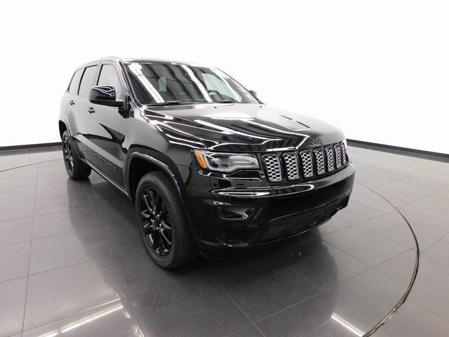 used 2022 Jeep Grand Cherokee car, priced at $29,900