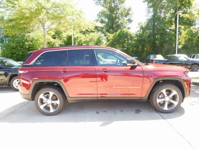 new 2024 Jeep Grand Cherokee car, priced at $44,205