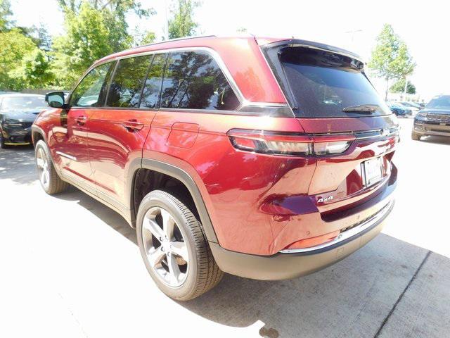 new 2024 Jeep Grand Cherokee car, priced at $44,205