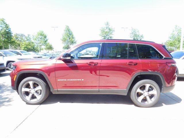 new 2024 Jeep Grand Cherokee car, priced at $44,205