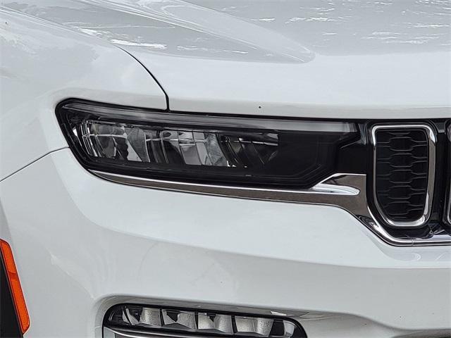 used 2022 Jeep Grand Cherokee car, priced at $31,088