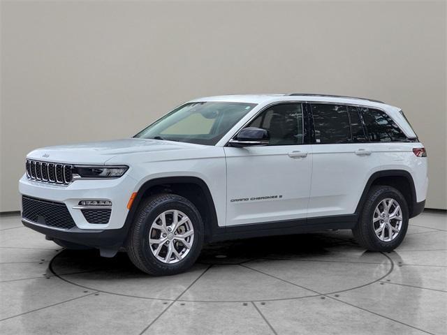 used 2022 Jeep Grand Cherokee car, priced at $31,088