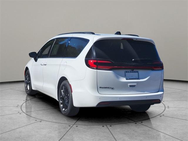 new 2026 Chrysler Pacifica car, priced at $44,665