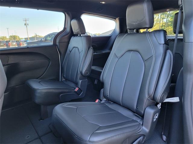 new 2026 Chrysler Pacifica car, priced at $44,665