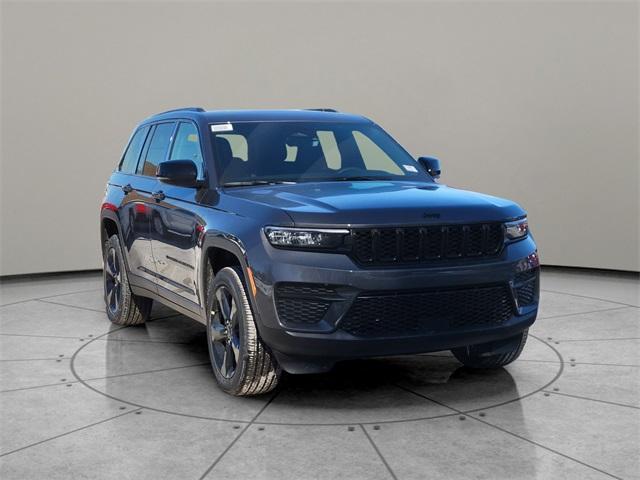 new 2025 Jeep Grand Cherokee car, priced at $43,675