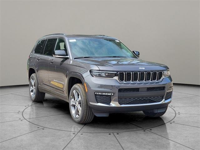 new 2025 Jeep Grand Cherokee L car, priced at $49,697